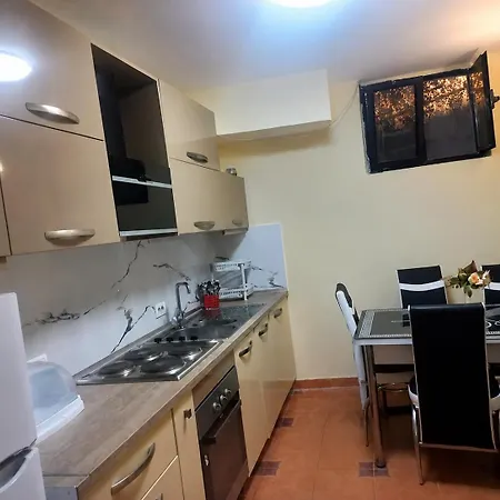 Feriehus Shtepi Me Qera Ditore Durrës